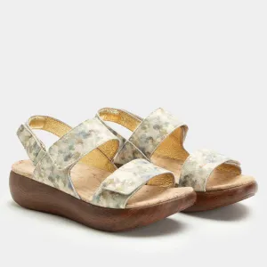 ALEGRIA BAILEE CONJURE - BEIGE MULTI