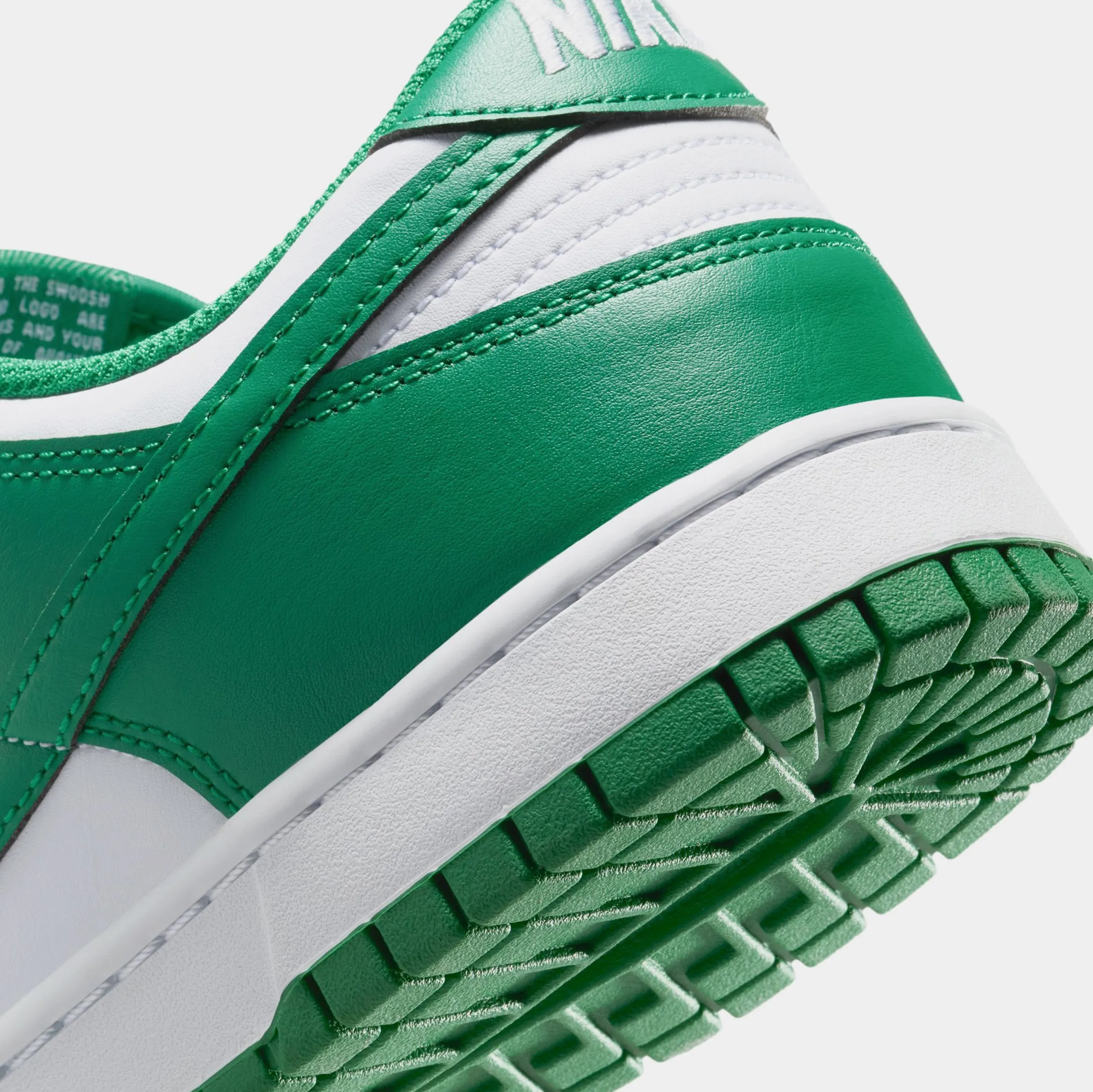 Dunk Low Retro Mens Basketball Shoes (White/Malachite)
