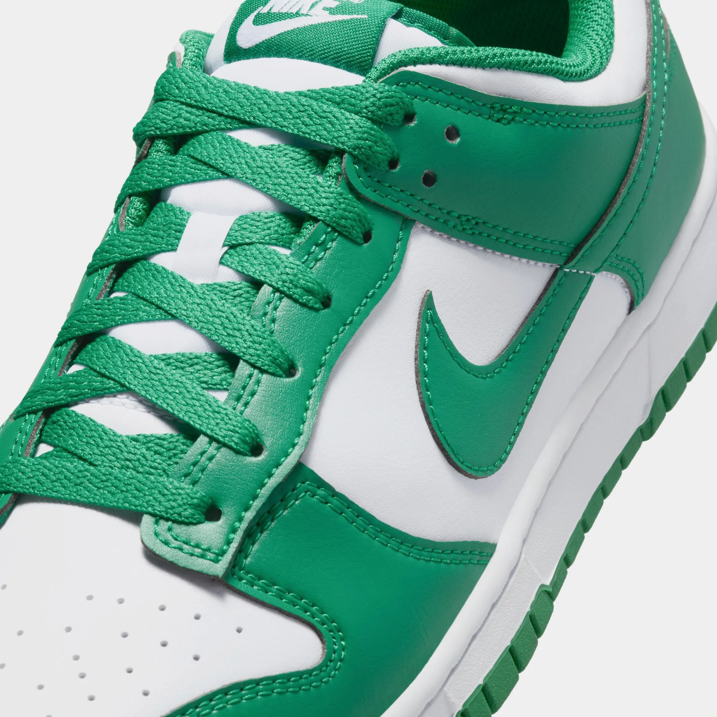Dunk Low Retro Mens Basketball Shoes (White/Malachite)