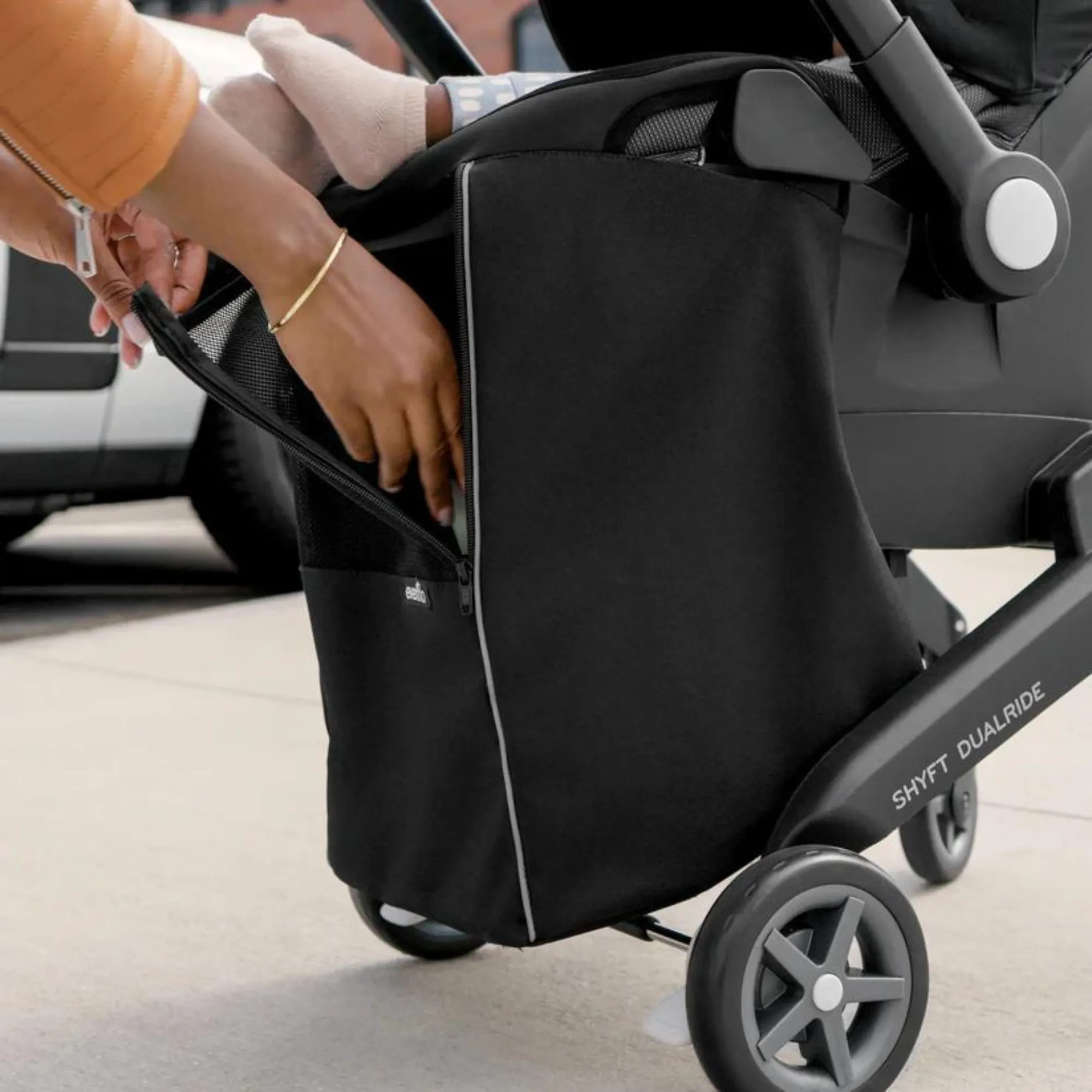 EVENFLO Shyft DualRide Infant Car Seat & Stroller Combo