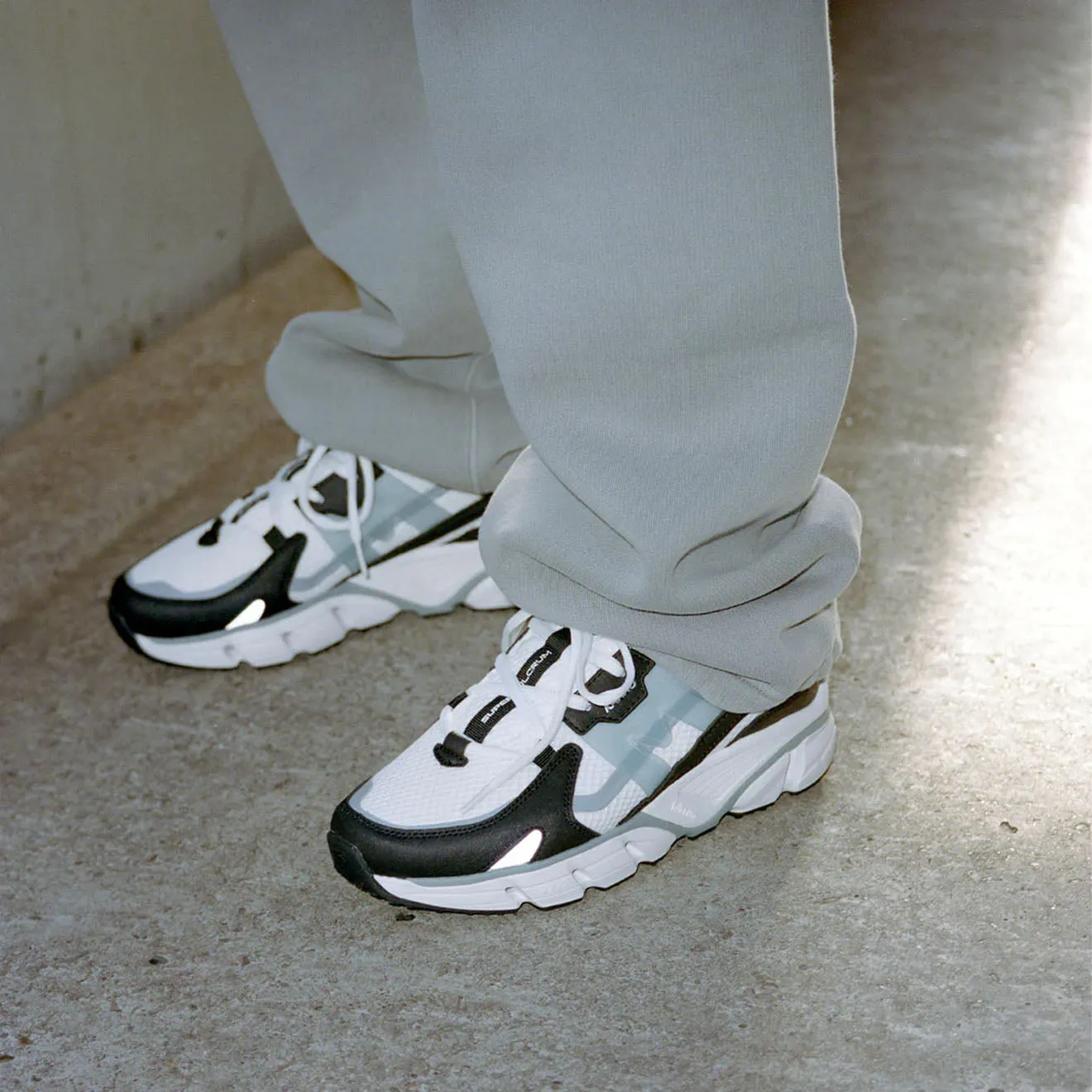 Karhu Super Fulcrum Trainer Black / Sterling Blue