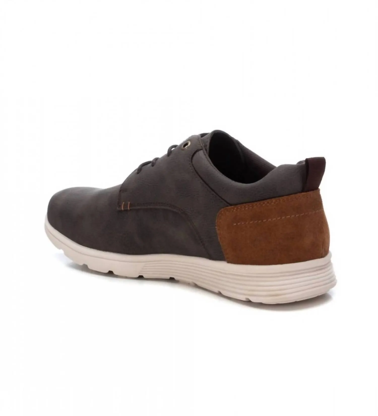 Men's Casual Shoes In Brown