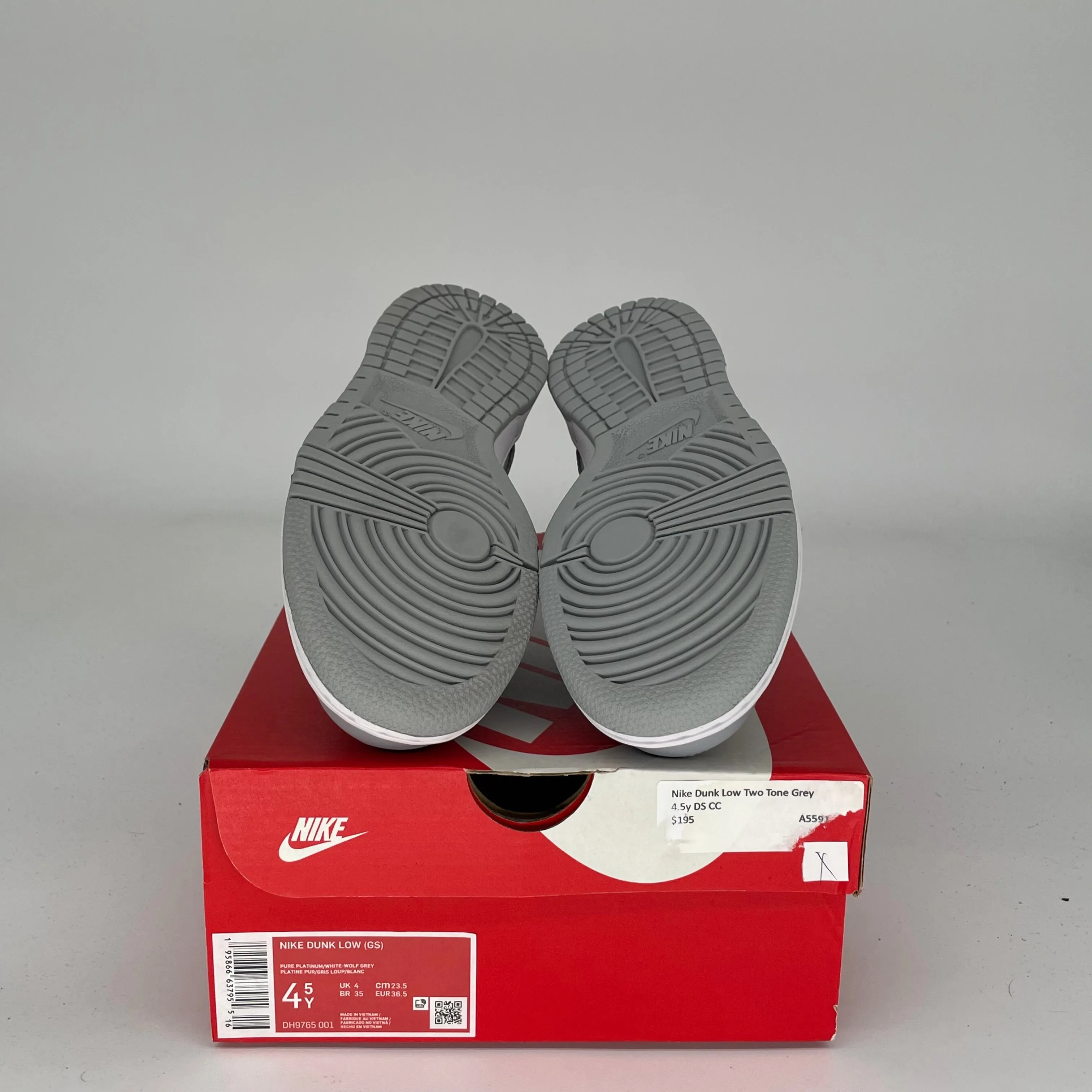 NIKE DUNK LOW TWO TONED GREY SIZE 4.5Y DH9765-001