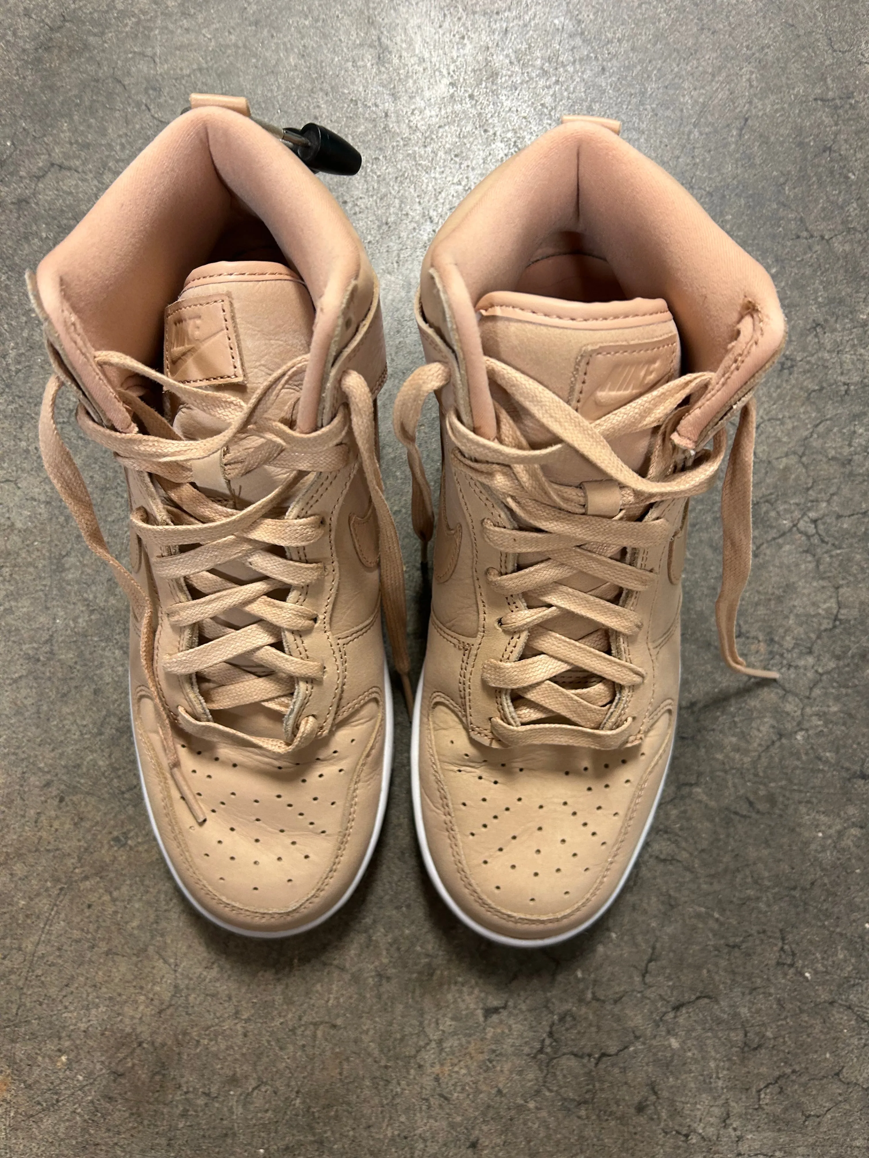Shoes Athletic By Nike In Tan, Size:7.5 nike