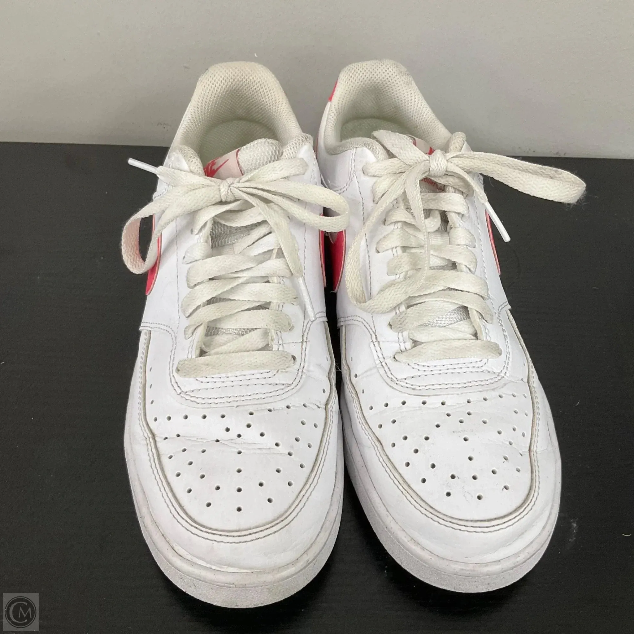 Shoes Athletic By Nike In White, Size: 9 nike