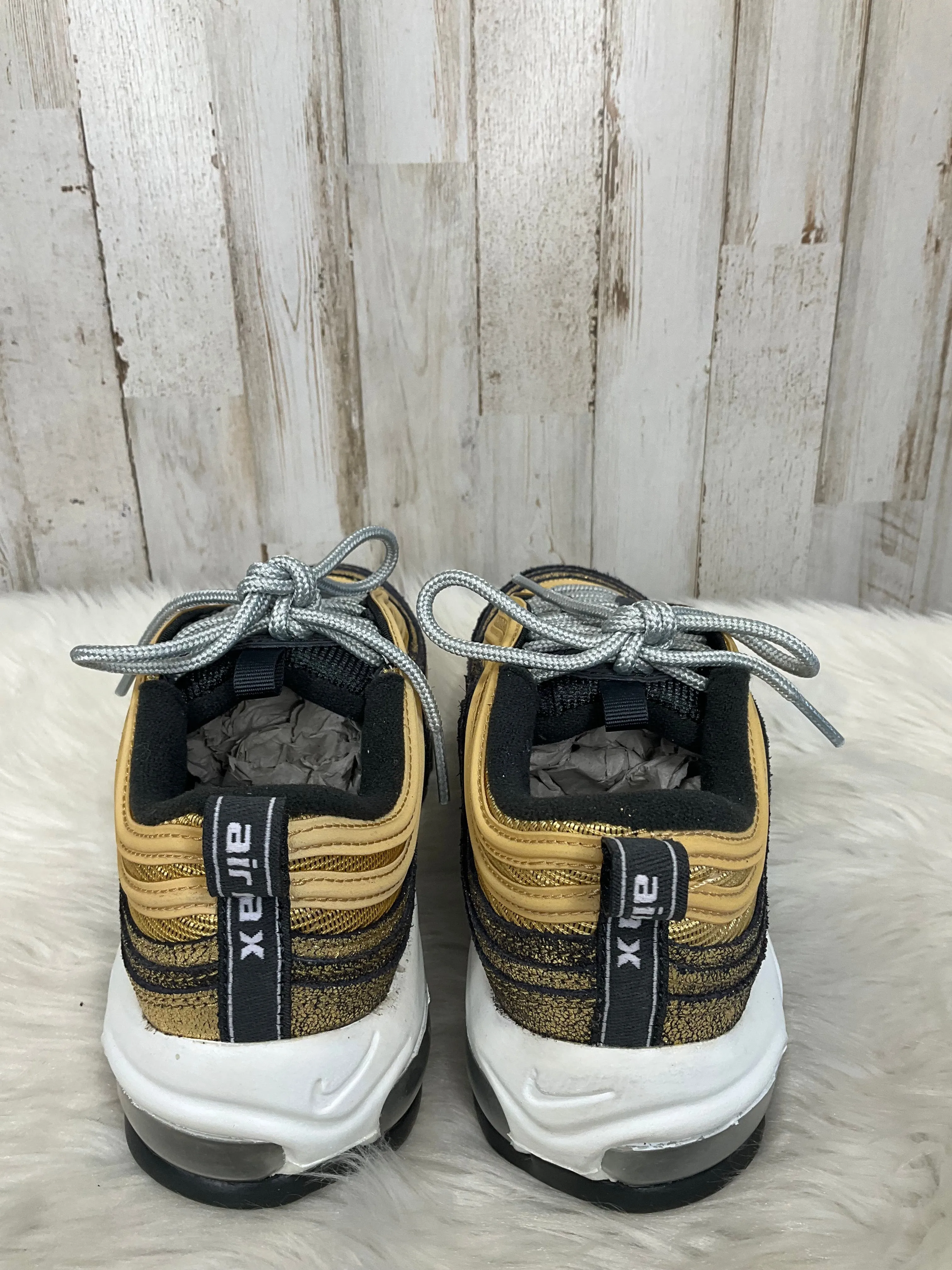 Shoes Athletic By Nike  Size: 6 nike