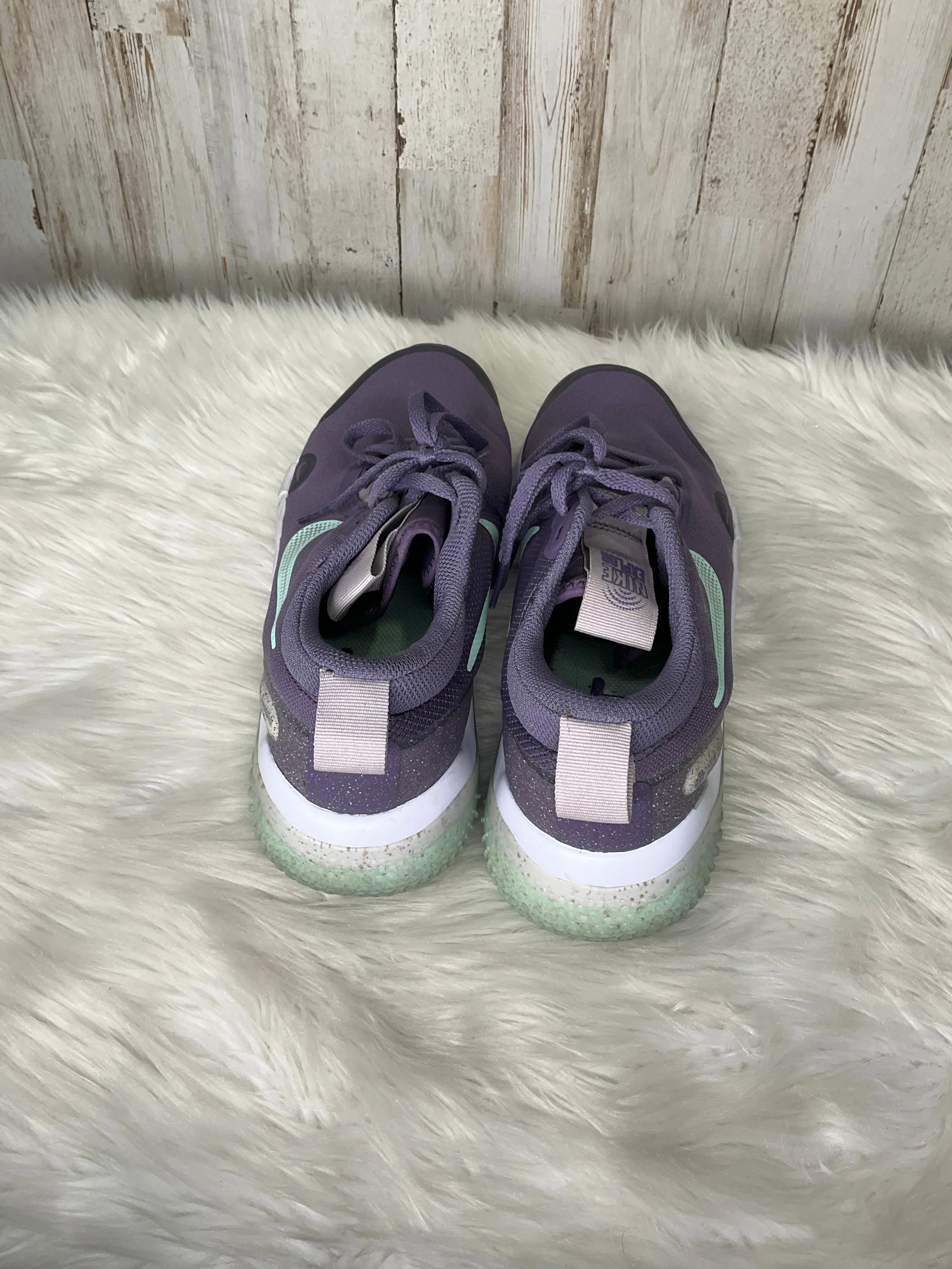 Shoes Athletic By Nike  Size: 6 nike