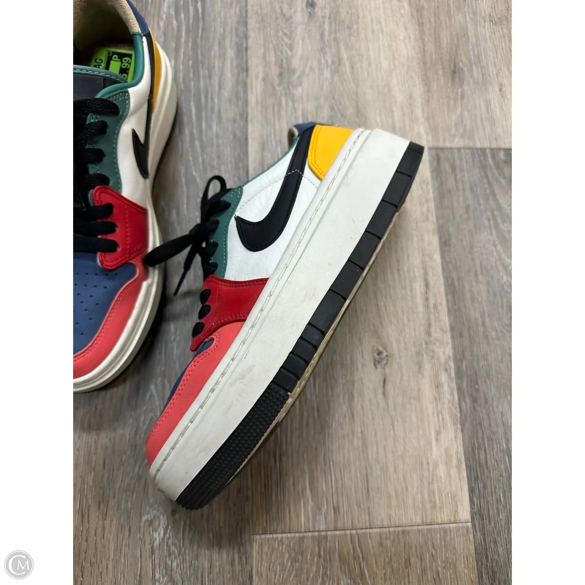 Shoes Sneakers By Nike In Multi-colored, Size: 8
