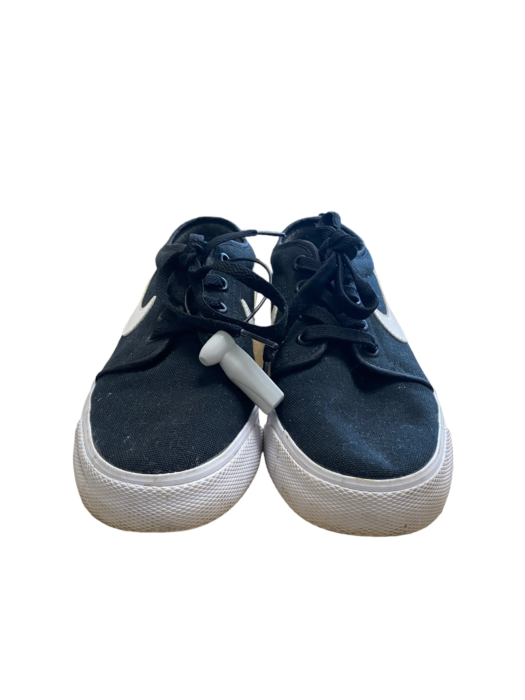 Shoes Sneakers By Nike  Size: 6 nike
